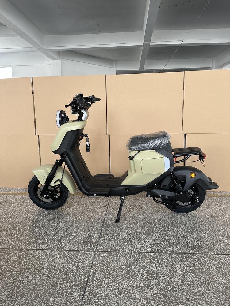 The High-Performance Electric Motorcycle GT7